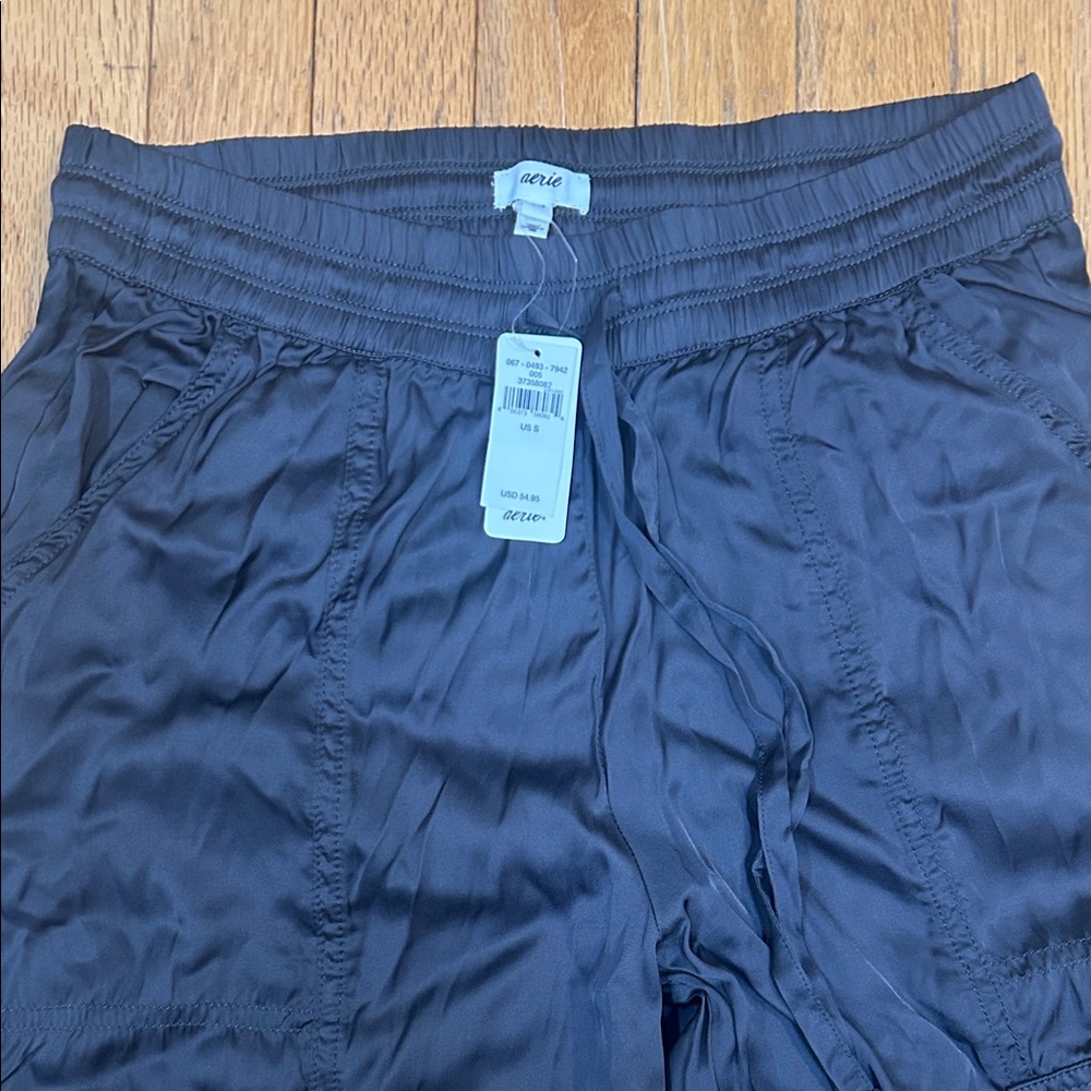 Aerie Charcoal joggers - Picture 1 of 6